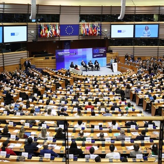 Az EP az EU-csatlakozási tárgyalások megkezdését sürgeti Ukrajnával és Moldovával