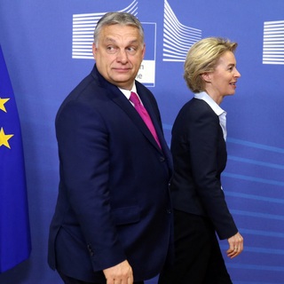 Orbán zsarol, miközben Ukrajna léte forog kockán