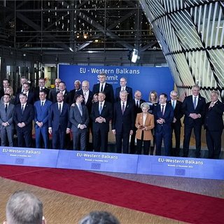 Az EU elkötelezett a Nyugat-Balkán uniós tagsági perspektívája mellett