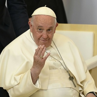 Ma 87 éves Ferenc pápa, özönlenek a Vatikánba a jókívánságok