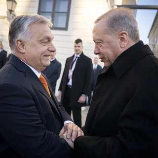 Orbán és Erdogan: a fő áramból kiszorulók barátsága