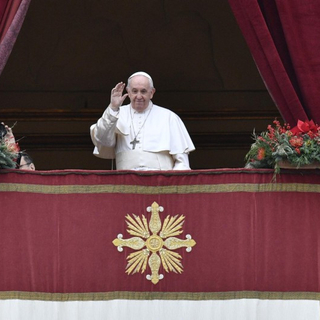 Ferenc pápa: egyszerűen, pazarlás nélkül kell ünnepelni