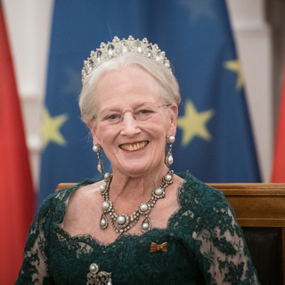 Váratlan bejelentés: lemond a trónról a dán királynő