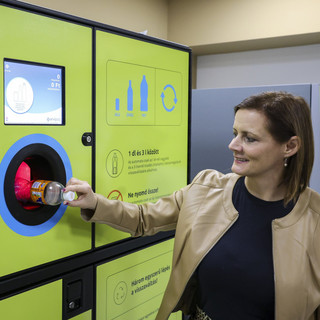 Így kaphatják meg a vásárlók a visszaváltott palackokért járó pénzt