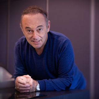 Látványpékségnek tartja Szekeres Imre az állami tisztviselők honvédelmi felkészítését