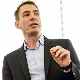 Párbeszéd: került kínai pénz a kormányhoz az MVM-en keresztül?