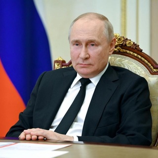 Putyin a cári rendszer felé tart