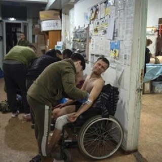 Ukrán kormányzóság: az oroszok robbanóanyagot dobtak egy humanitárius központra