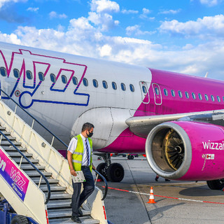 Elhallgatott információk miatt vizsgálódik a versenyhivatal a Wizz Air ellen