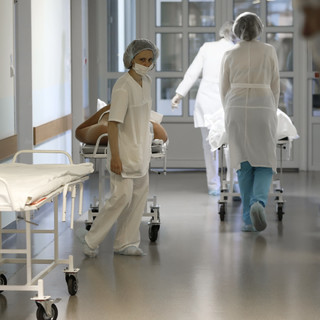 Újabb kórházi ellátások áthelyezéséről döntött a népegészségügyi központ