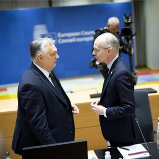 Orbán beleegyezésével született döntés Ukrajna támogatásáról az EU-csúcson
