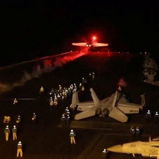 Újabb támadásokat intéztek a brit és az amerikai fegyveres erők a húszi lázadók jemeni katonai létesítményei ellen