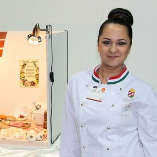 Ezüstérmet nyert a Kulináris Olimpián a magyar cukrászmester