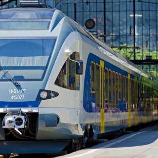 Mávinform: fokozatosan helyreáll a menetrend a váci vonalon