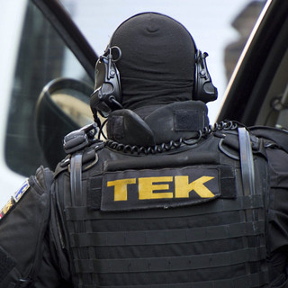 Már nem a TEK figyeli a szélsőségeseket Magyarországon