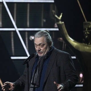 Vidnyánszky Attila színpadi balesetet szenvedett, mentő vitte el