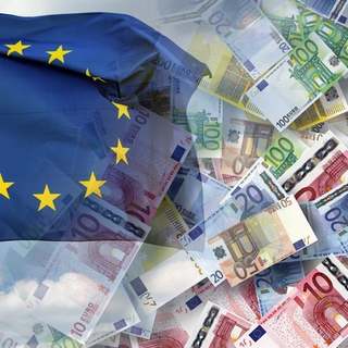 Az Európai Parlament megszavazta az azonnali euróátutaláshoz szükséges szabályokat