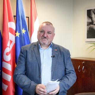 Komjáthi Imre: a pedofil-botrány világossá tette, hogy a gyerekvédelem a Fidesznek csak színjáték