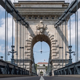 Feljelentést tett a BDK a Lánchíd megrongált kábelei miatt