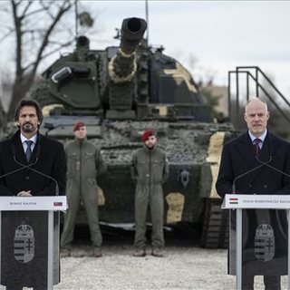 Szalay-Bobrovniczky Kristóf: az ukrajnai háborút abba kell hagyni