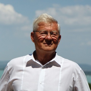 Nem Novák és Varga, hanem Orbán a kegyelmi botrány felelőse