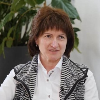 Neubauer Katalin: a kisboltok sosem tudtak versenyezni a nagyok áraival