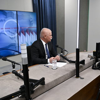 Saját műsort indított a Kossuth Rádióban a kulturális miniszter