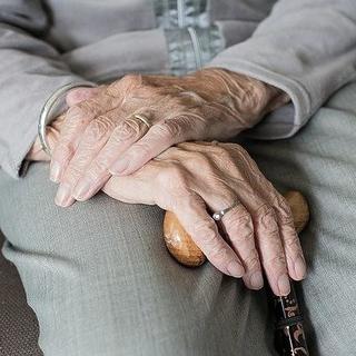 Idősotthonok működtetését vette át a katolikus egyház