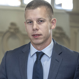 "Ennél sokkal tökösebb csávónak tűntél" - Magyar Péter újra posztolt, Rogán és Tiborcz a célpont