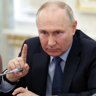 “Műholdgyilkos” atomfegyverekkel fenyeget Putyin