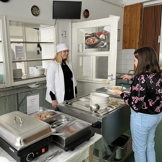 Sikeres újítás, tizedére csökkent az ételmaradék ezen az iskolai menzán