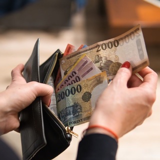 KSH: a bruttó átlagkereset 655 600 forint volt 2023 decemberében