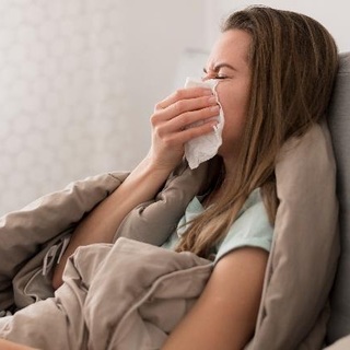 A múlt héten több mint 60 ezren fordultak orvoshoz influenzaszerű megbetegedéssel