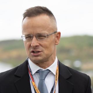 Szijjártó Teheránból: megpróbálok hozzájárulni a közel-keleti eszkaláció elkerüléséhez