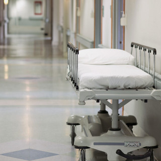 Rengeteg kórházban szűnnek meg újabb ellátások