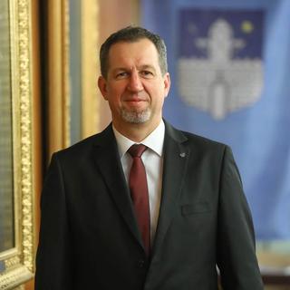 Meg kellett mentenie K. Endre posztját egy szombathelyi fideszes képviselőnek