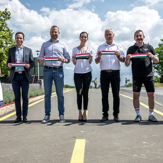 Beomlott az alig egy éve átadott, kétmilliárdból épült kerékpárút a Bodrog mentén