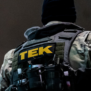 Fegyverrel tartotta túszul nőismerősét egy bedrogozott férfi Budapesten