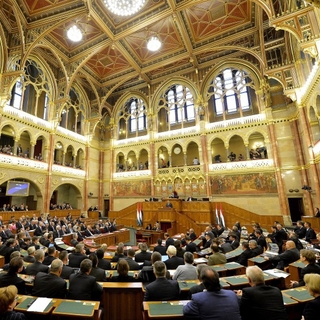 Nem ígérhetnek mást, mint vért, szenvedést és könnyeket?