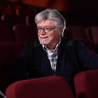 Szörényi Levente aggódik, nehogy valami elüsse Orbán Viktort