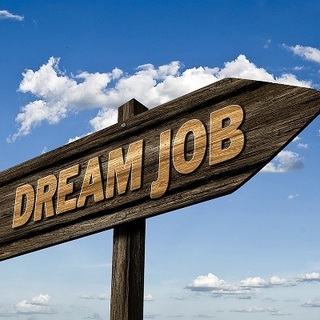 Borúlátók a fiatalok a jövőbeli a munkaerőpiaci lehetőségeikkel kapcsolatban