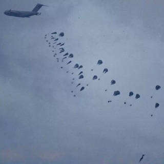 Több halálos áldozata van a Gázai övezetben ledobott amerikai légisegélynek