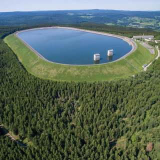 Itt épülhet meg Magyarország első szivattyús energiatározója, kezdődnek a próbafúrások