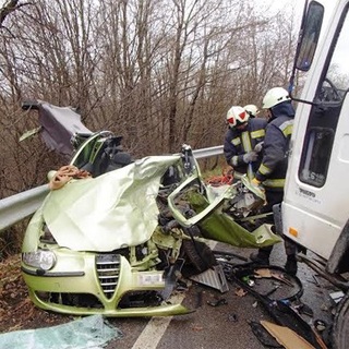 Európai Bizottság: tovább csökkent a halálos kimenetelű közúti balesetek száma