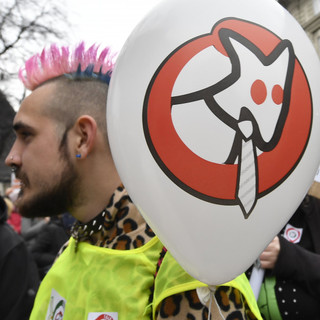 Rendkívüli taggyűlést hívott össze a Magyar Kétfarkú Kutya Párt