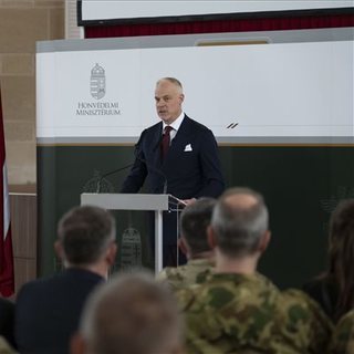 Szalay-Bobrovniczky Kristóf: a NATO-tagság a magyar biztonság szempontjából "más minőséget" jelent