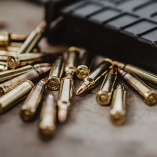 A csehek titkos lőszer-beszerzései Ukrajnának