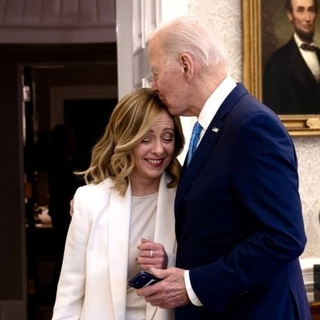 Az új európai jobboldal vezetője lehet az olasz miniszterelnök