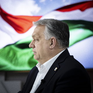 Orbán szerint Brüsszel háborús spirálban van és Soros hálózatának foglya