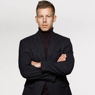 Orbánnak a Szomszédok, Magyar Péternek a Polip és a Keresztapa jut eszébe a mai Magyarországról